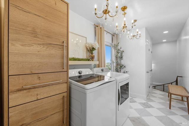 160 Wykoff Dr, Vacaville, CA 95688