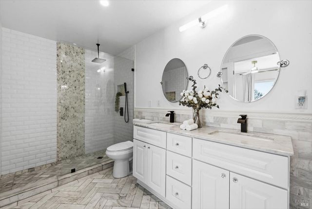 160 Wykoff Dr, Vacaville, CA 95688