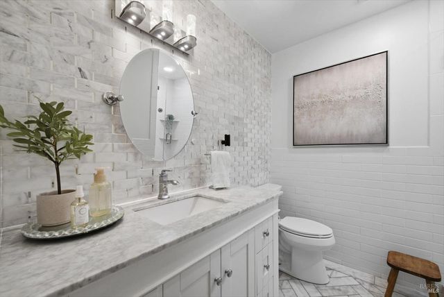 160 Wykoff Dr, Vacaville, CA 95688