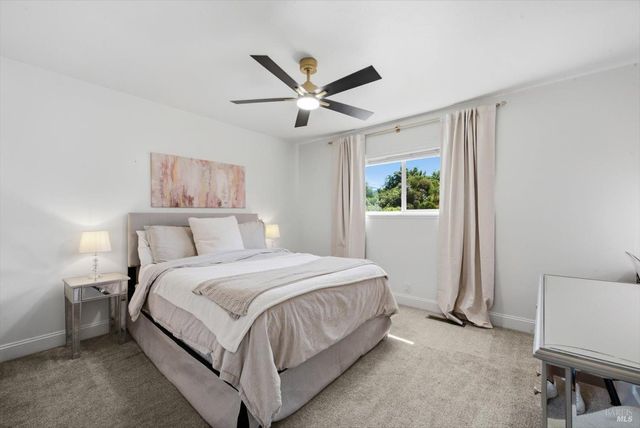 160 Wykoff Dr, Vacaville, CA 95688