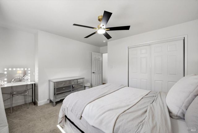 160 Wykoff Dr, Vacaville, CA 95688