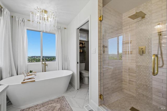 160 Wykoff Dr, Vacaville, CA 95688