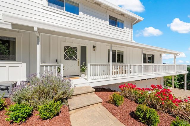 160 Wykoff Dr, Vacaville, CA 95688