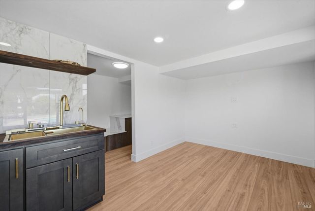 160 Wykoff Dr, Vacaville, CA 95688