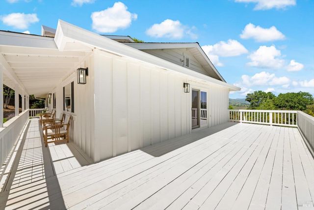 160 Wykoff Dr, Vacaville, CA 95688