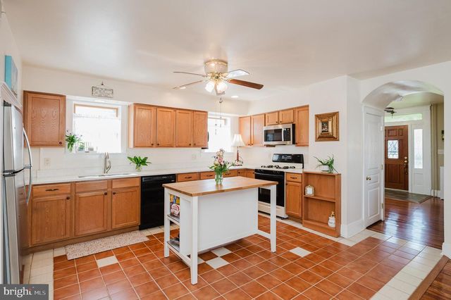 10 ELMONT AVE, Baltimore, MD 21206