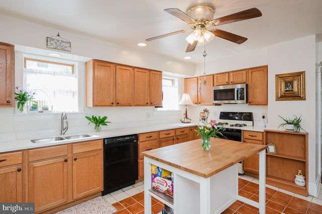 10 ELMONT AVE, Baltimore, MD 21206