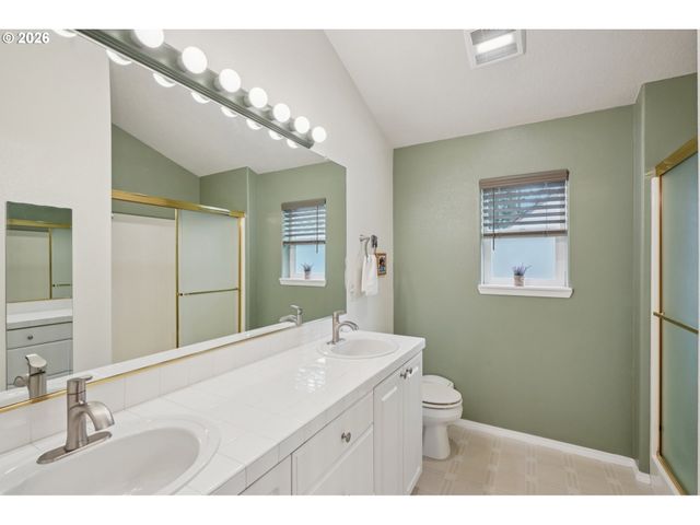 1288 Ne MARGEAUX Pl, Hillsboro, OR 97124