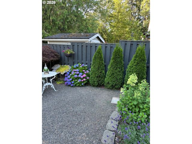 1288 Ne MARGEAUX Pl, Hillsboro, OR 97124