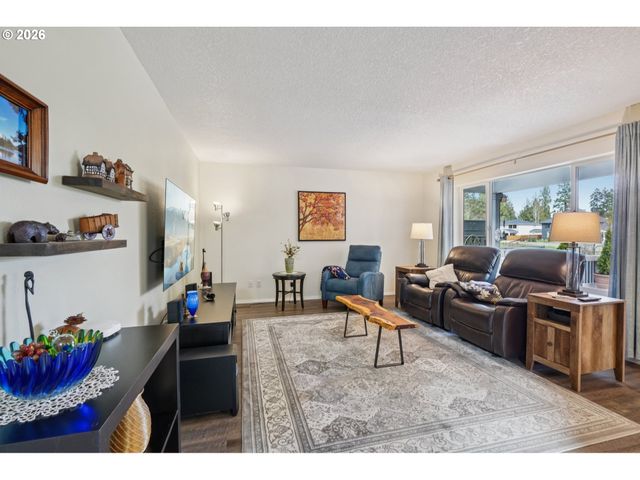 1288 Ne MARGEAUX Pl, Hillsboro, OR 97124