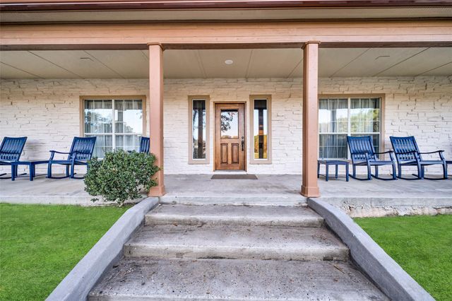 5603 Sapp Road, Conroe, TX 77304