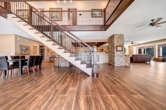 5603 Sapp Road, Conroe, TX 77304