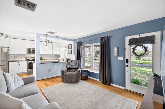1117 EDWARDS LANE, Orlando, FL 32804