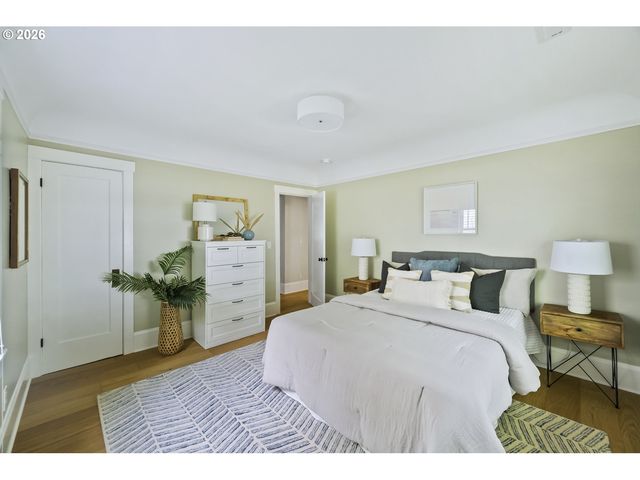 3804 Se CARLTON St, Portland, OR 97202