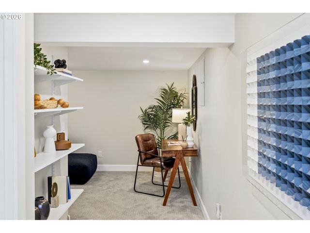 3804 Se CARLTON St, Portland, OR 97202
