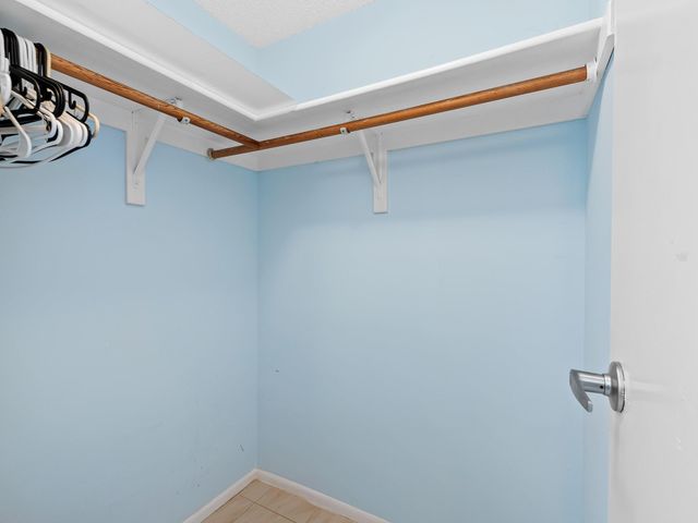 3015 N Ocean Blvd 16D, Fort Lauderdale, FL 33308