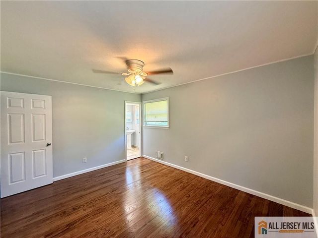 44 Drake Road, Somerset, NJ 08873
