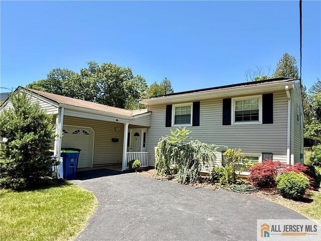 44 Drake Road, Somerset, NJ 08873
