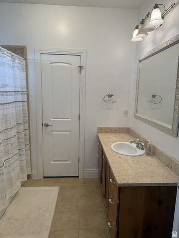 563 N PEREGRINE CV, Layton, UT 84040