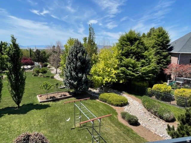 563 N PEREGRINE CV, Layton, UT 84040