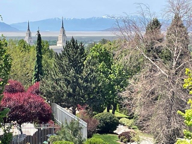 563 N PEREGRINE CV, Layton, UT 84040
