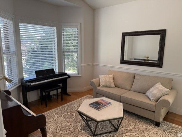 563 N PEREGRINE CV, Layton, UT 84040