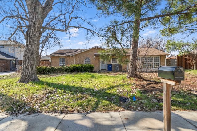 221 W Park Street, Little Elm, TX 75068