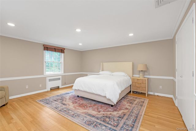 11 Quaker Ridge Drive, Brookville, NY 11545