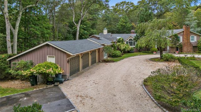 11 Quaker Ridge Drive, Brookville, NY 11545