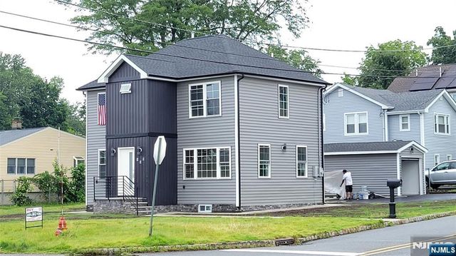 135 Lake Shore Drive, Morris Township, NJ 07054
