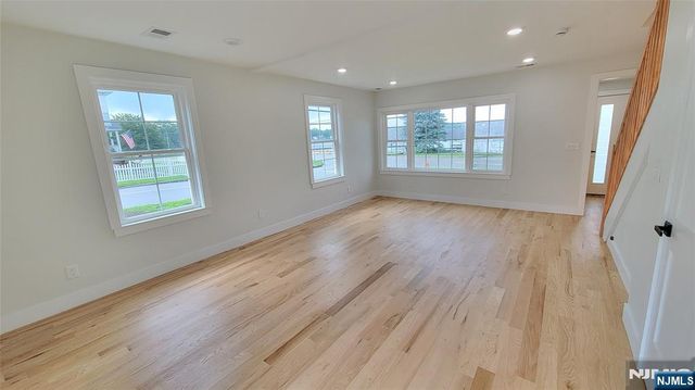 135 Lake Shore Drive, Morris Township, NJ 07054