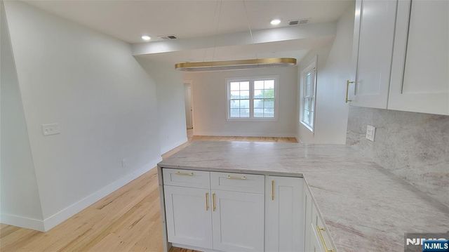 135 Lake Shore Drive, Morris Township, NJ 07054