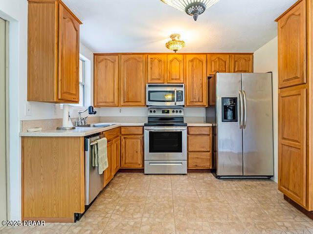 736 5th Street, Port Orange, FL 32129