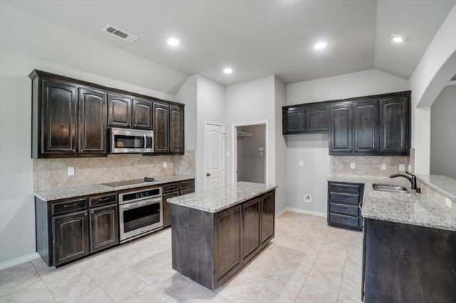 4101 Rocky Bend Court, Corinth, TX 76208