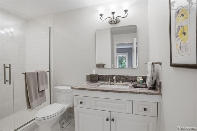 5483 Lake Ridge Drive, Brighton, MI 48116