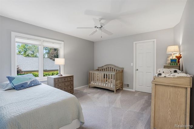 5483 Lake Ridge Drive, Brighton, MI 48116