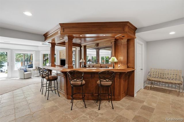 5483 Lake Ridge Drive, Brighton, MI 48116