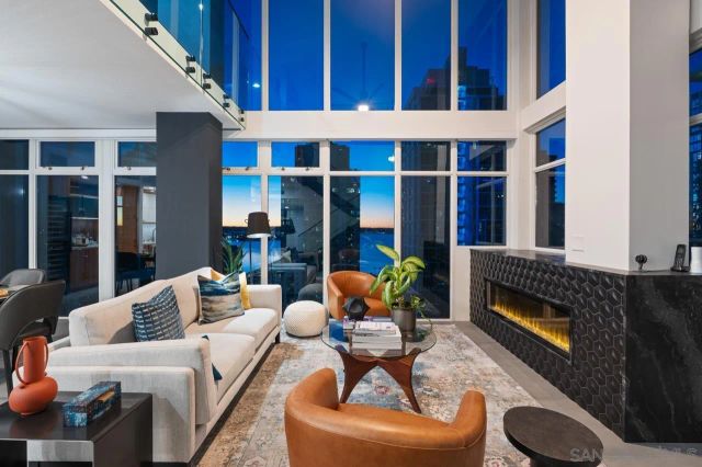 1240 India 2306, San Diego, CA 92101