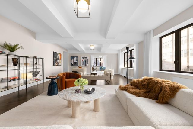 220 E 20TH Street PH, New York City, NY 10003
