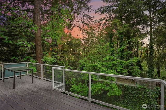 13128 SE Newport Way, Bellevue, WA 98006