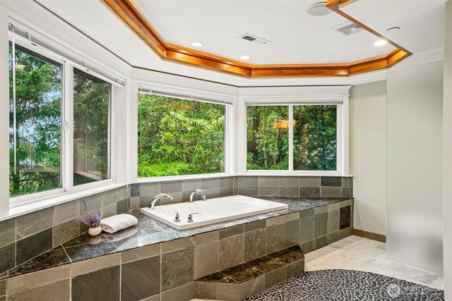 13128 SE Newport Way, Bellevue, WA 98006