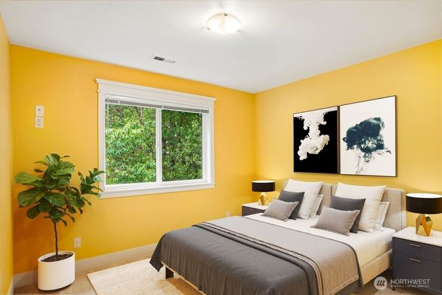 13128 SE Newport Way, Bellevue, WA 98006