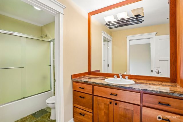 13128 SE Newport Way, Bellevue, WA 98006