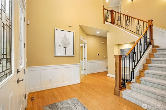 13128 SE Newport Way, Bellevue, WA 98006