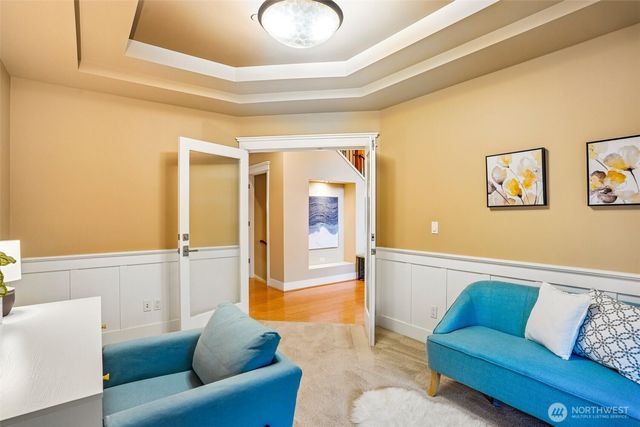 13128 SE Newport Way, Bellevue, WA 98006