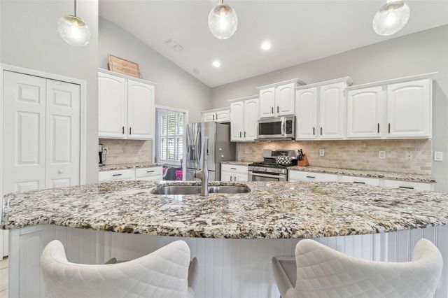 10418 APPLECROSS LANE, Tampa, FL 33626