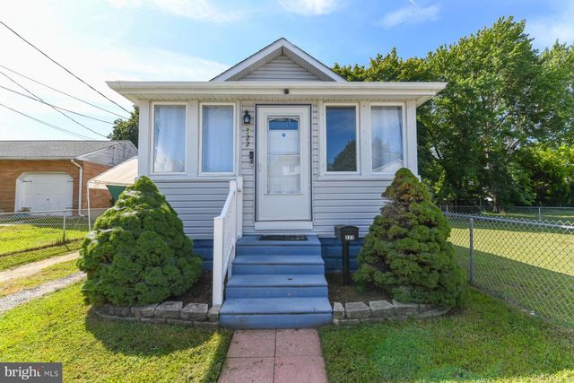 322 W WASHINGTON ST, Paulsboro, NJ 08066