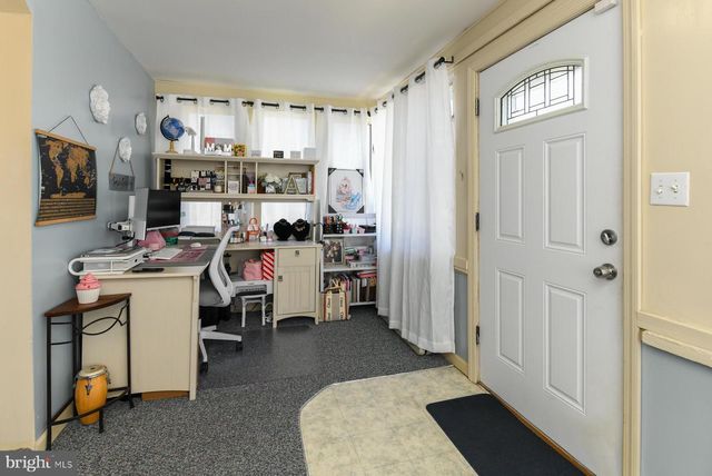 322 W WASHINGTON ST, Paulsboro, NJ 08066