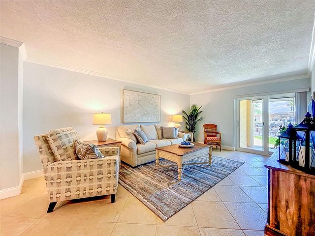 2687 WOODETTE DR B, Dunedin, FL 34698