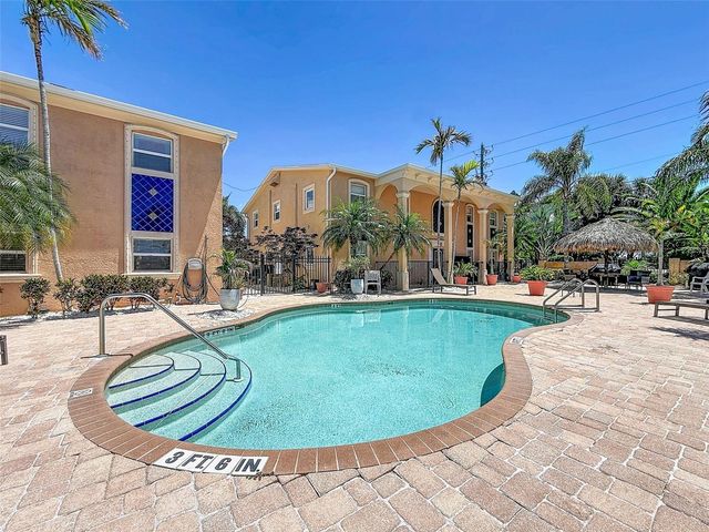 2687 WOODETTE DR B, Dunedin, FL 34698